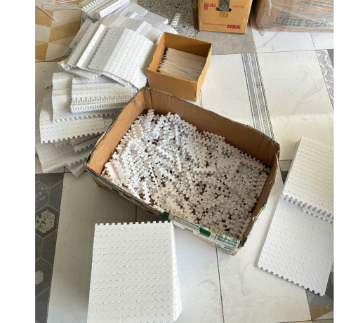 Băng tải nhựa chạy thẳng HongsBelt HS-1000