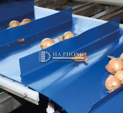 Băng tải PU đồng nhất dán gờ